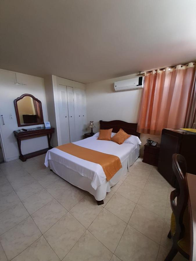 Hotel Khalifa Neiva  Luaran gambar