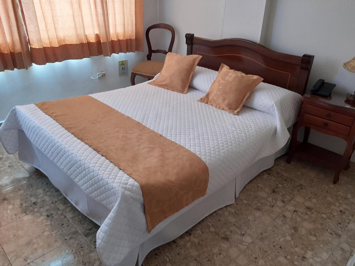Hotel Khalifa Neiva  Luaran gambar