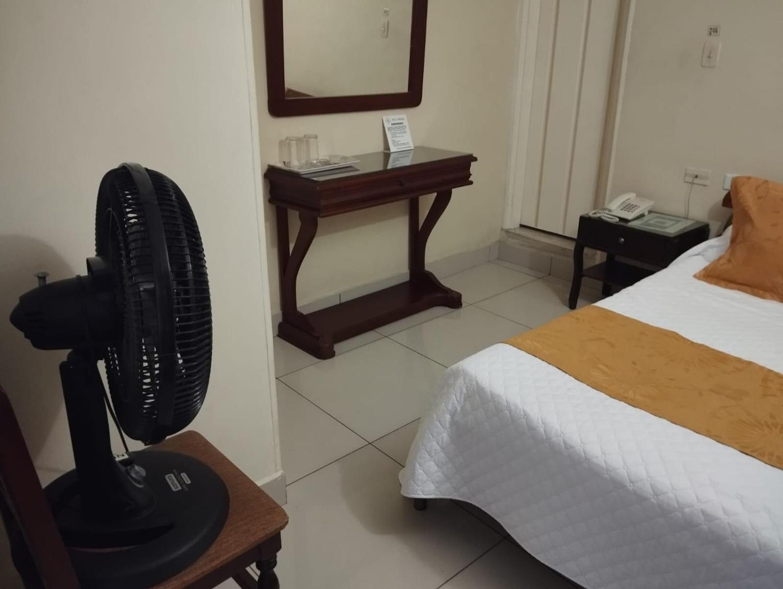 Hotel Khalifa Neiva  Luaran gambar